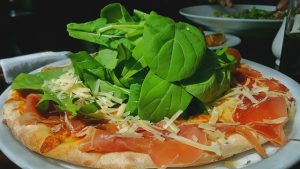 Top 5 Pizza Franchises to Be on Your Radar